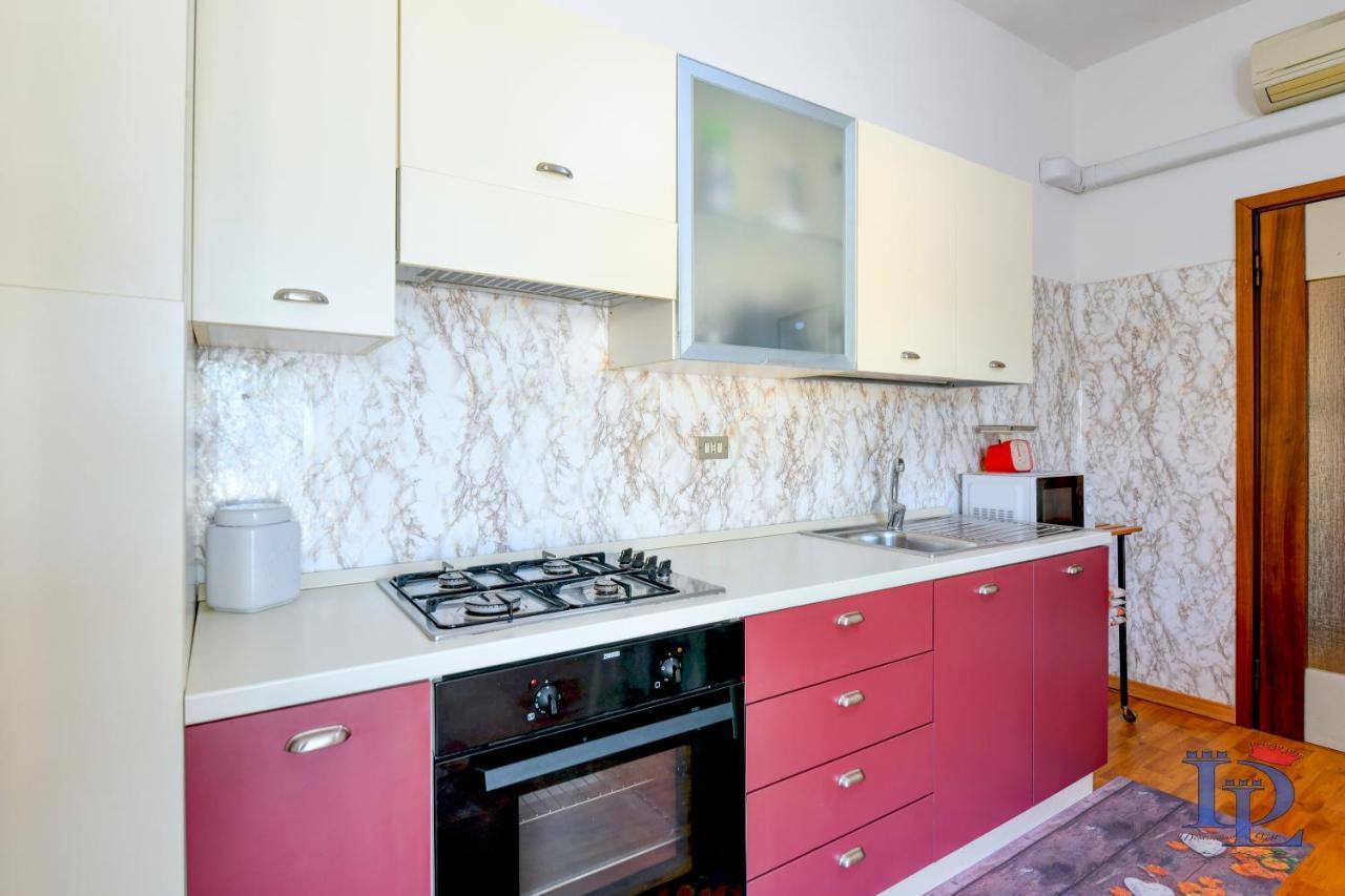 דסנזאנו דל גארדה Desenzanoloft Official Partner Marriott Homes & Villas - The Sunflower Front Lake מראה חיצוני תמונה
